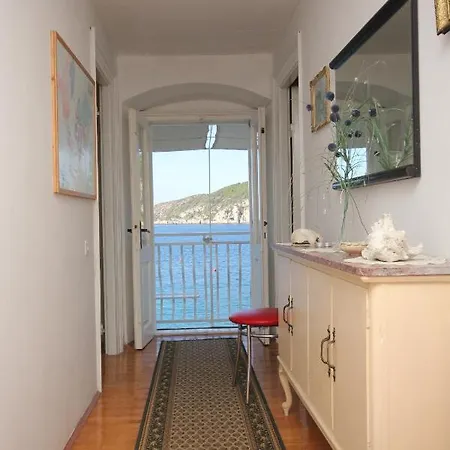 By The Sea Komiza, Vis - 9703 Apartamento